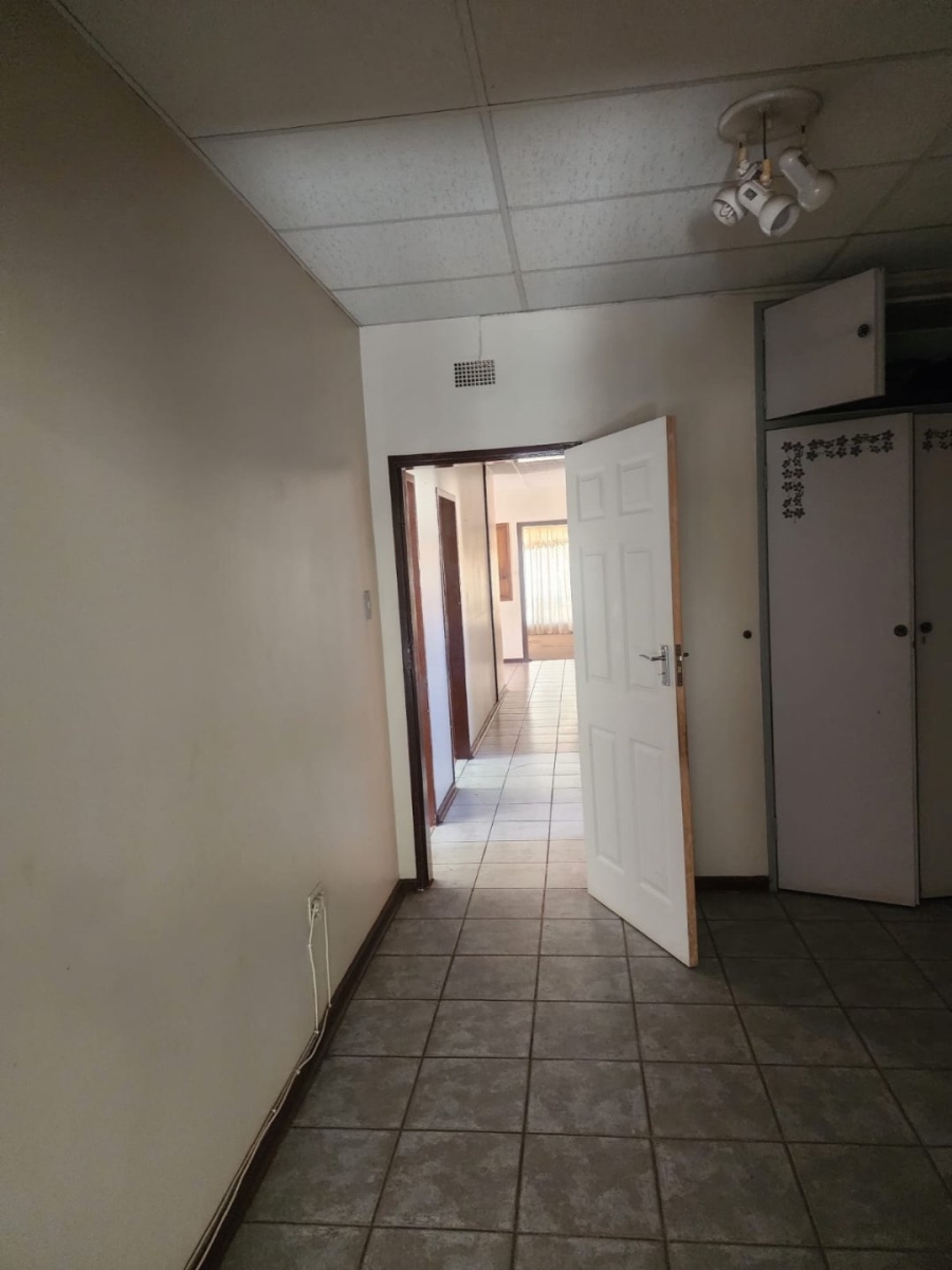 4 Bedroom Property for Sale in Stilfontein North West